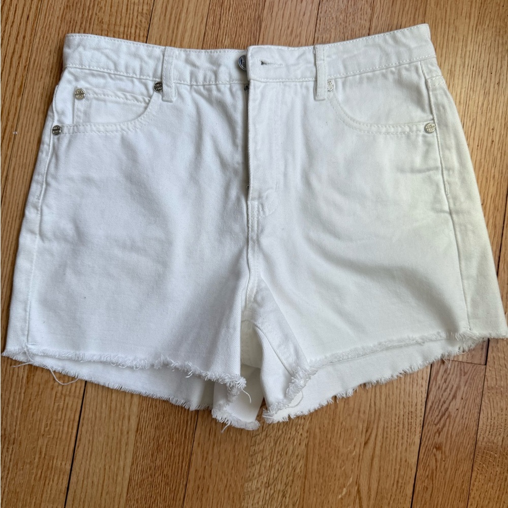 Obey brand Women's White Denim Shorts - size 28